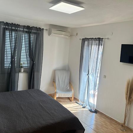 Apartments Marija Malinska Dış mekan fotoğraf